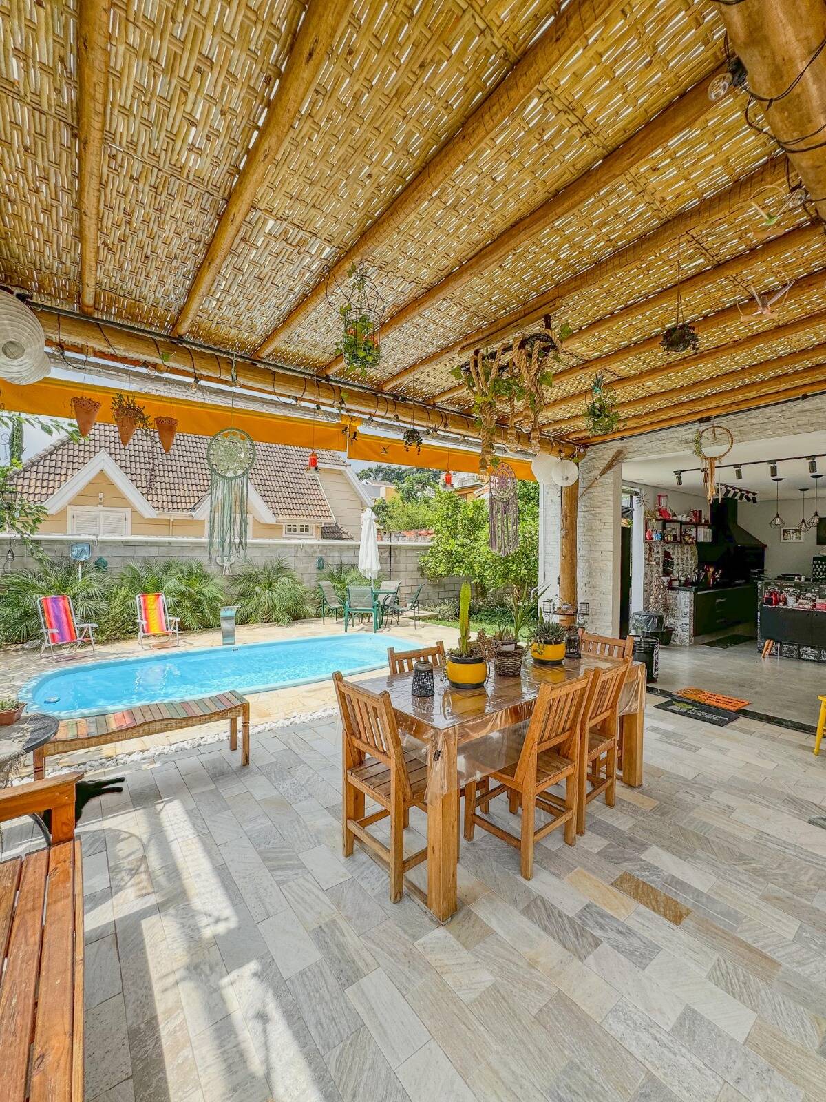 # - Casa para Venda em Jundiaí - SP