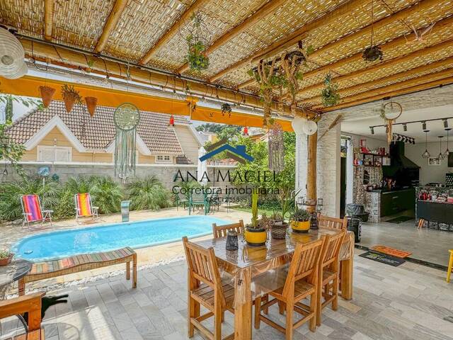# - Casa para Venda em Jundiaí - SP - 1