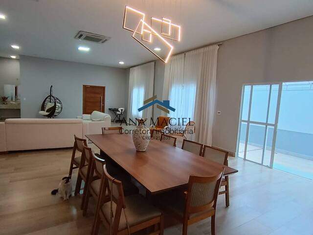 #246 - Casa para Venda em Jundiaí - SP - 2